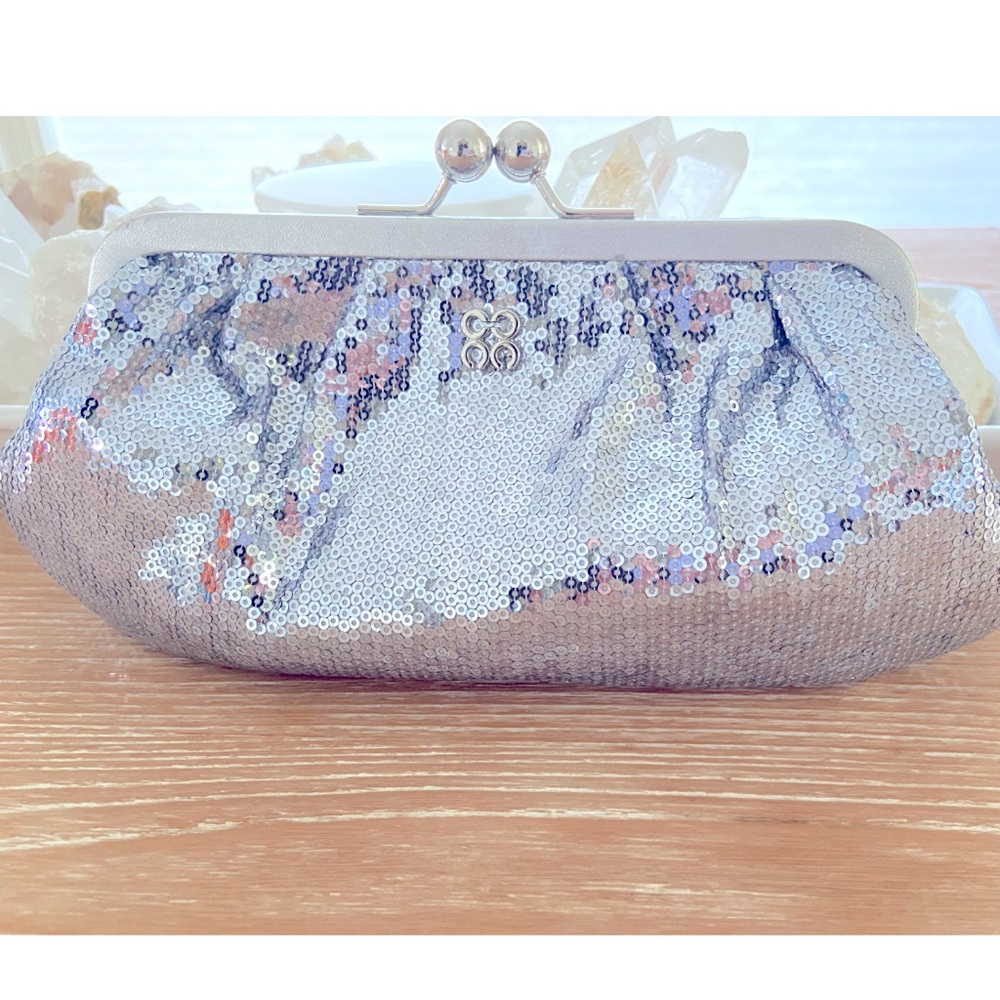 NL! Coach Silver Sequins Clutch